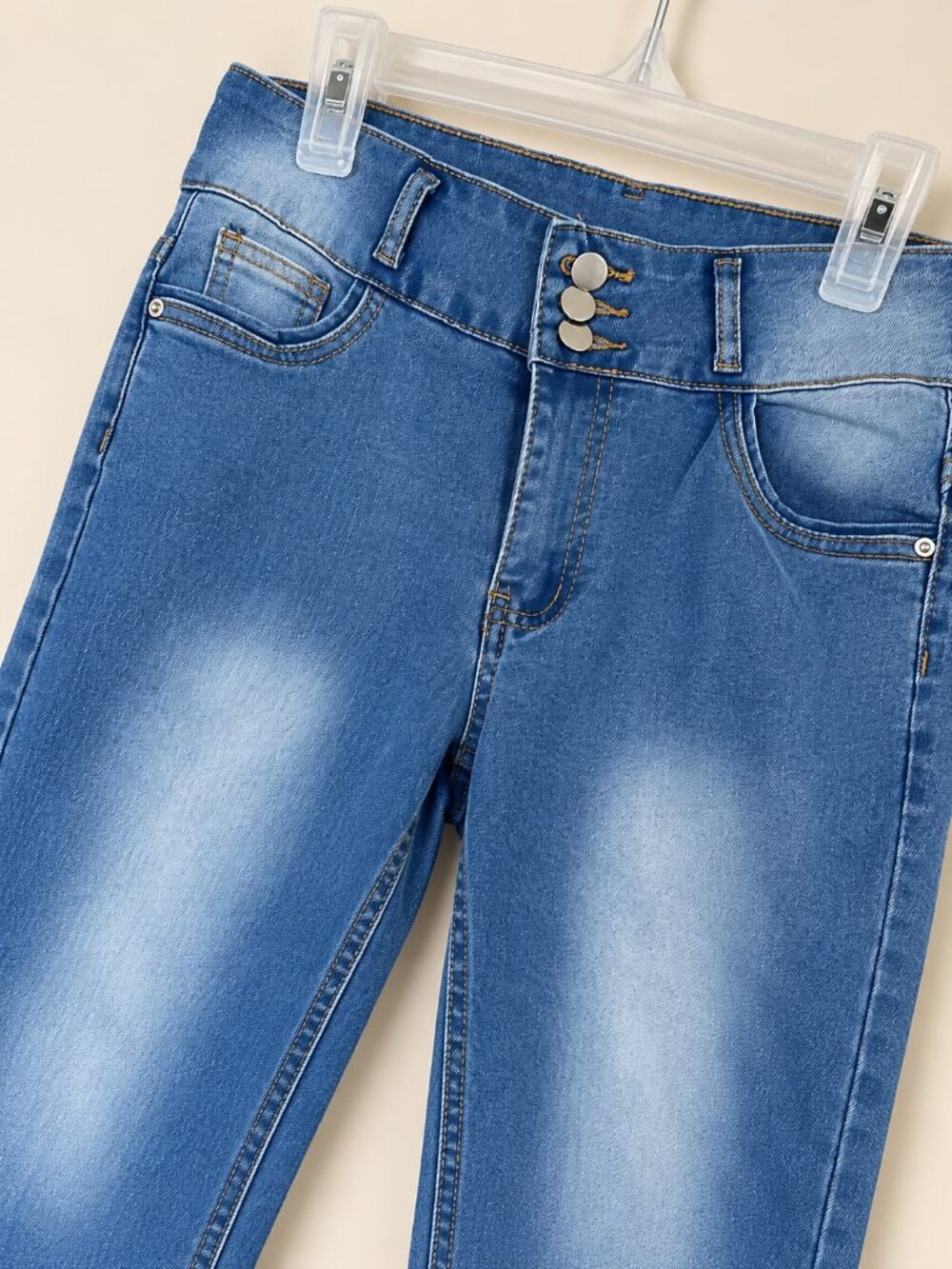 High Waisted Cropped Jeans – Triple Button Medium Wash Denim